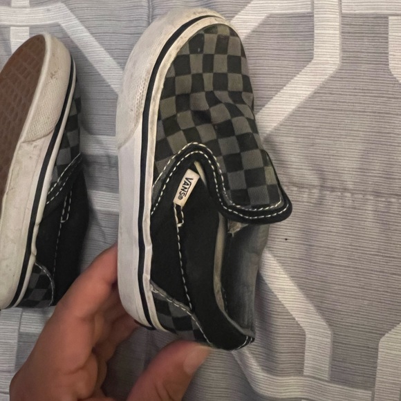 Vans - Picture 3 of 4